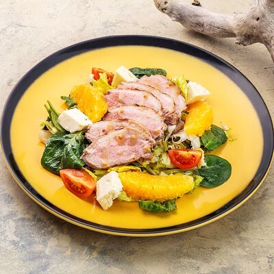 Салат с уткой в 7 небо по цене 540 ₽