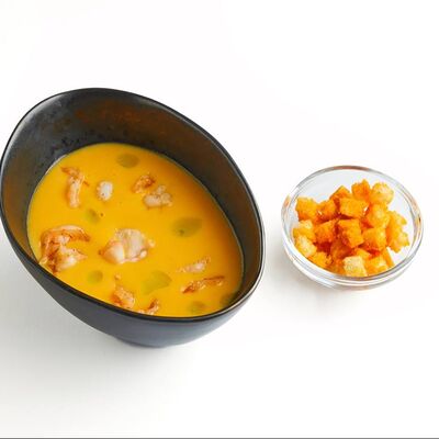 Сырный крем-суп с креветками в Блеск по цене 630 ₽