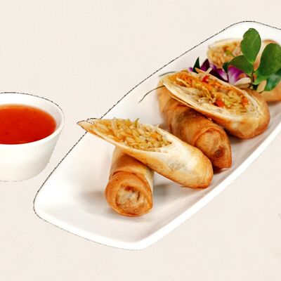 Спринг-роллы с овощами в Золотая панда по цене 948 ₽