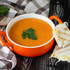Логотип кафе Вечером стулья