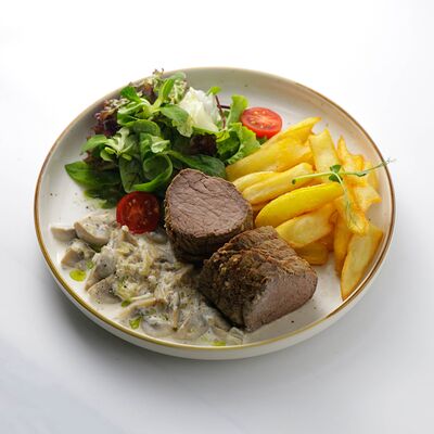 Бон-филе с грибами в Rabbit по цене 7490 ₸