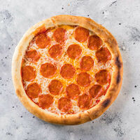 Пицца Пеперони (30 см) в Restobar Первый & Ресторан доставки Личный повар