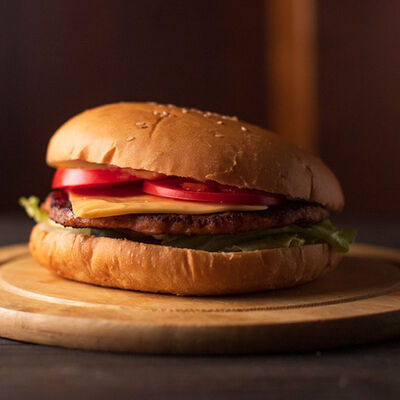 Чизбургер куриный в Hot Chicken по цене 21000 ₽