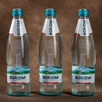 Вода Borjomi газированнаяв Алико по цене 350 ₽