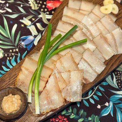 Ассорти из домашнего сала в Мимино по цене 630 ₽