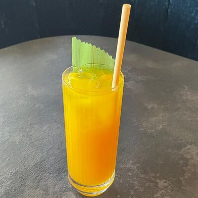 Лимонад Манго-маракуй-юдзу в Debrett по цене 1298 ₽