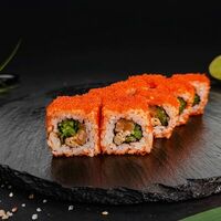 Американский ролл Калифорния с лососем в Ёжкин ролл