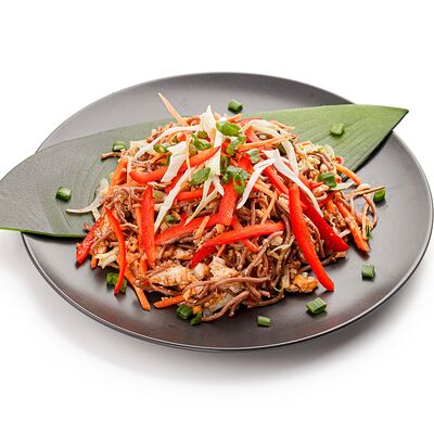 Гречневая лапша, жаренная с овощами в Тайские рисоварни Soi7 по цене 430 ₽