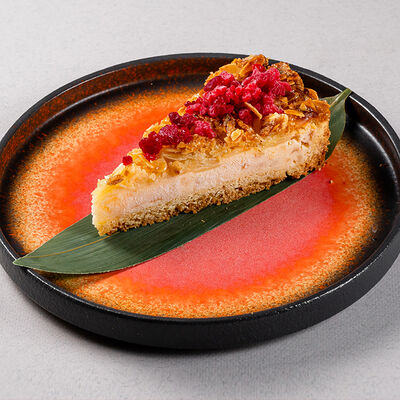 Торт рикотта с грушей в Планета Суши по цене 490 ₽