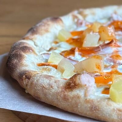 Курица и ананасыв Траттория для друзей по цене 750 ₽