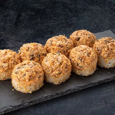 Острый ролл с угрем Lux в Вкусно Суши по цене 650