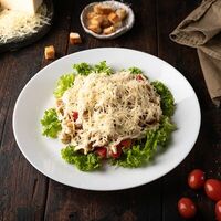 Цезарь с курицей в Акрополь