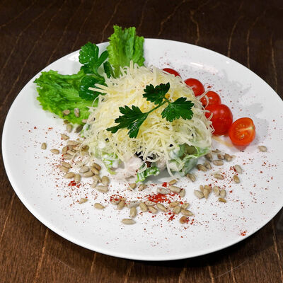 Салат Византия с копченой курицей в Пиццерия Dario по цене 249