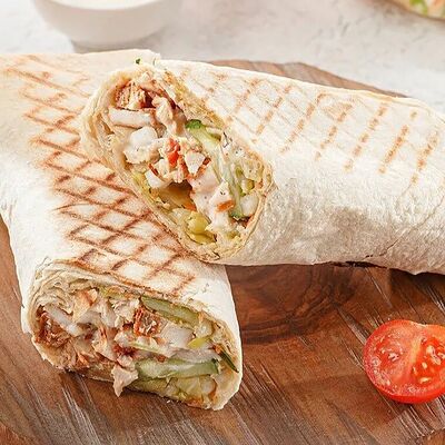 Шаурма Кавказская с халапеньо в Донер&Кебаб по цене 550 ₽