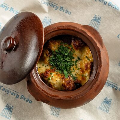 Братен из говядины в горшочке в CASPARY BRAU по цене 960 ₽