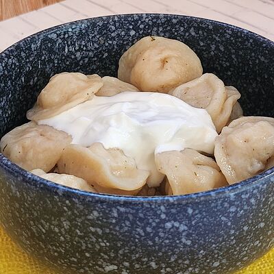 Пельмешки Домашние с бульоном или без 14 шт. в ШАУРМАНИЯи НЕ ТОЛЬКО по цене 309 ₽