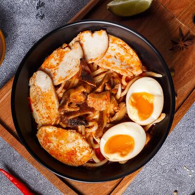 Том ям рамен с курицей в 4Pho по цене 660 ₽