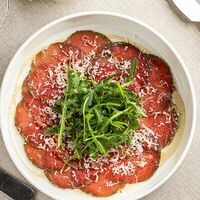 Карпаччо из говядины в Риччи Каприччи