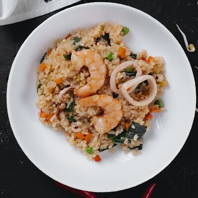 Рис с морепродуктами в Вьетнамка по цене 683 ₽