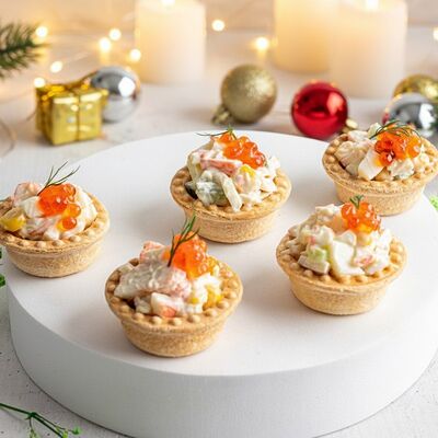 Тарталетки с крабовым салатом 20 штук в KanapeFest по цене 2963 ₽