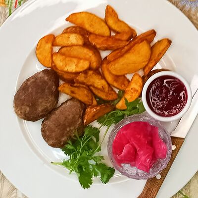 Котлеты из барашка в Ресторан Хата возле Шереметьево по цене 1240 ₽