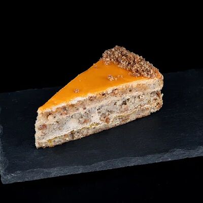 Пирожное Морковно-апельсиновое в Пекарня Буханка по цене 235 ₽