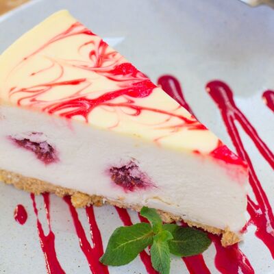 Чизкейк с малиной в Луиджи & Тосё по цене 279