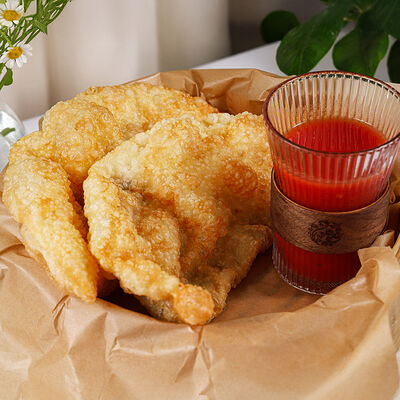 Крымские чебуреки с курицей и сыром в Юность у моря по цене 640 ₽