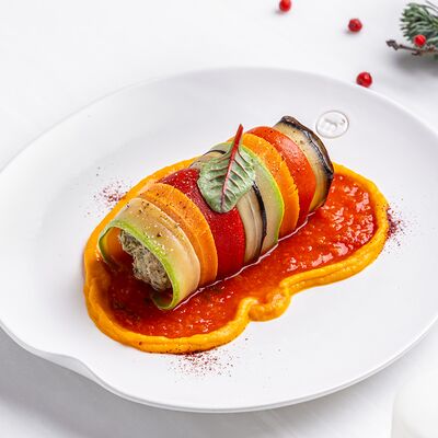 Мясной рулет в М2 Органик Клуб Зиларт по цене 1250 ₽