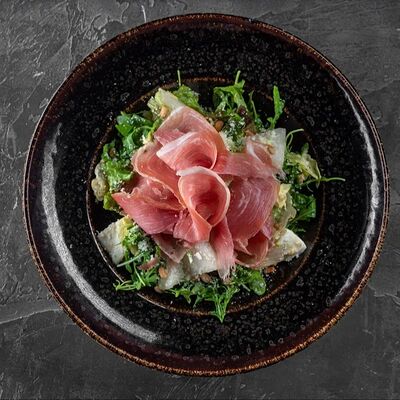 Салат с дыней в Mesto Sushi & Grill по цене 480