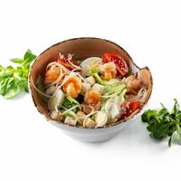 Цезарь с креветкой в Bambook Food