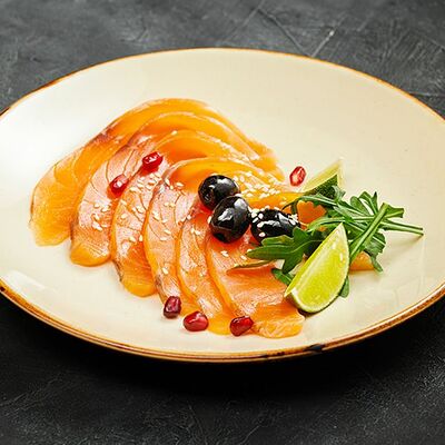 Семга малосольная в Гранат по цене 950