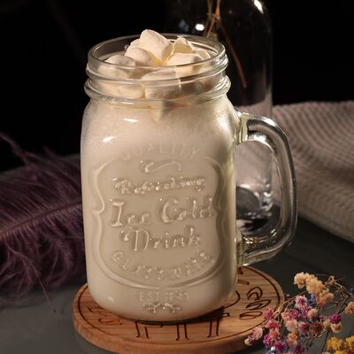 Милкшейк ванильный в Coffee Pit по цене 290 ₽