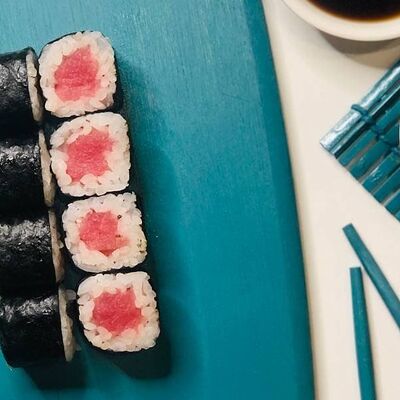 Классический ролл тунец в Barbara Пироги/Пицца/Роллы по цене 290 ₽