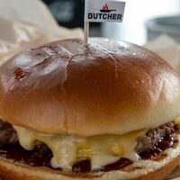 Чизбургер в Butcher
