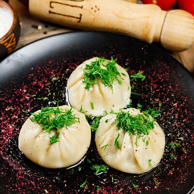 Манты из баранины в Мангал & Гриль по цене 470 ₽