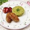 Рубленные котлеты из свинины и говядины с базиликовым пюре в Оливье по цене 762
