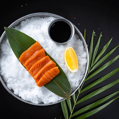 Сашими из лосося в Asiainn по цене 940 ₽