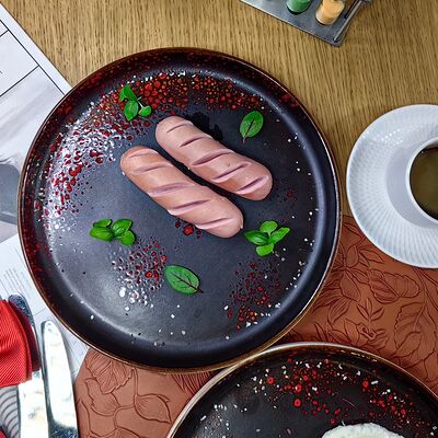 Отварная сливочная сосиска в La Vida loca по цене 150 ₽