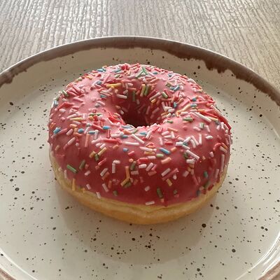 Донат Клубничный в Neprosto pizza по цене 160 ₽