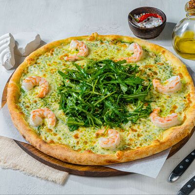 Пицца с рукколой и креветкой в Шеф-Рояль по цене 1350 ₽