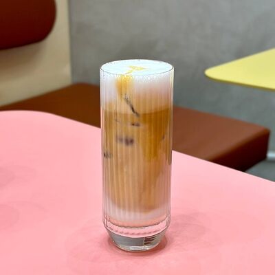Холодный латте в Тортишная по цене 375 ₽