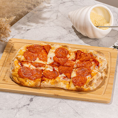 Пицца пепперони в Терра по цене 1140 ₽