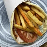 Закрытый гирос с курицей в Soul Kitchen