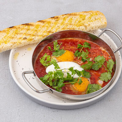 Шакшука в Мечтатели по цене 470 ₽