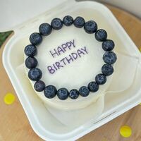 Бенто-торт ягодный Happy birthday в MCakes - торты и десерты