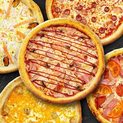 Сет на компанию из 5 пицц в Любим сытно по цене 4790 ₽