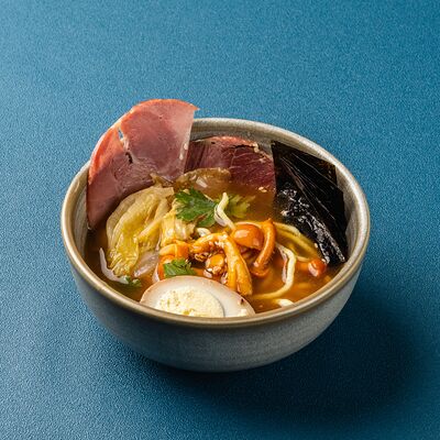 Рамен с ветчиной в Мираж по цене 280 ₽