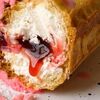Эклер Крем-чиз-Малина-Гранат в ZAVTRAKI на Зыбицкой по цене 9
