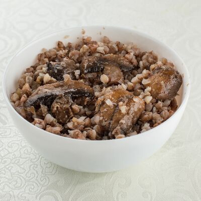 Гречка с грибами и луком в Римские каникулы по цене 90 ₽